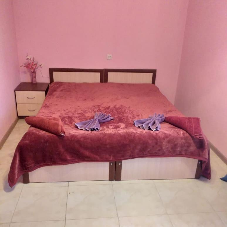 Solnechny Bereg Guest House กูเดาทา ภายนอก รูปภาพ
