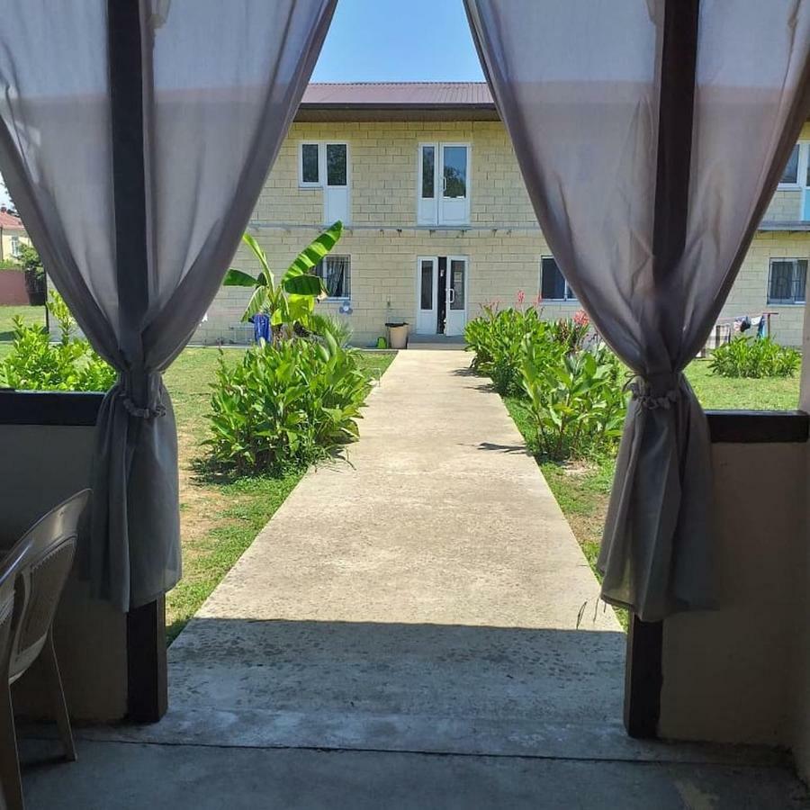 Solnechny Bereg Guest House กูเดาทา ภายนอก รูปภาพ